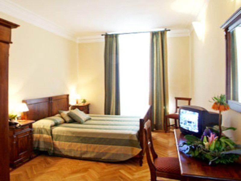 Hotel Giglio فلورنس المظهر الخارجي الصورة